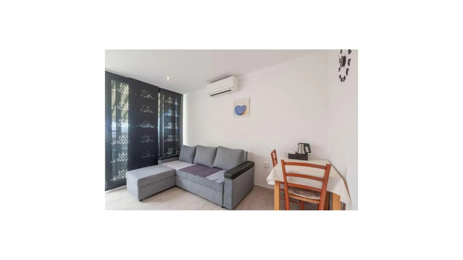 Lovely Apartment In Povljana With Wifi Croatia