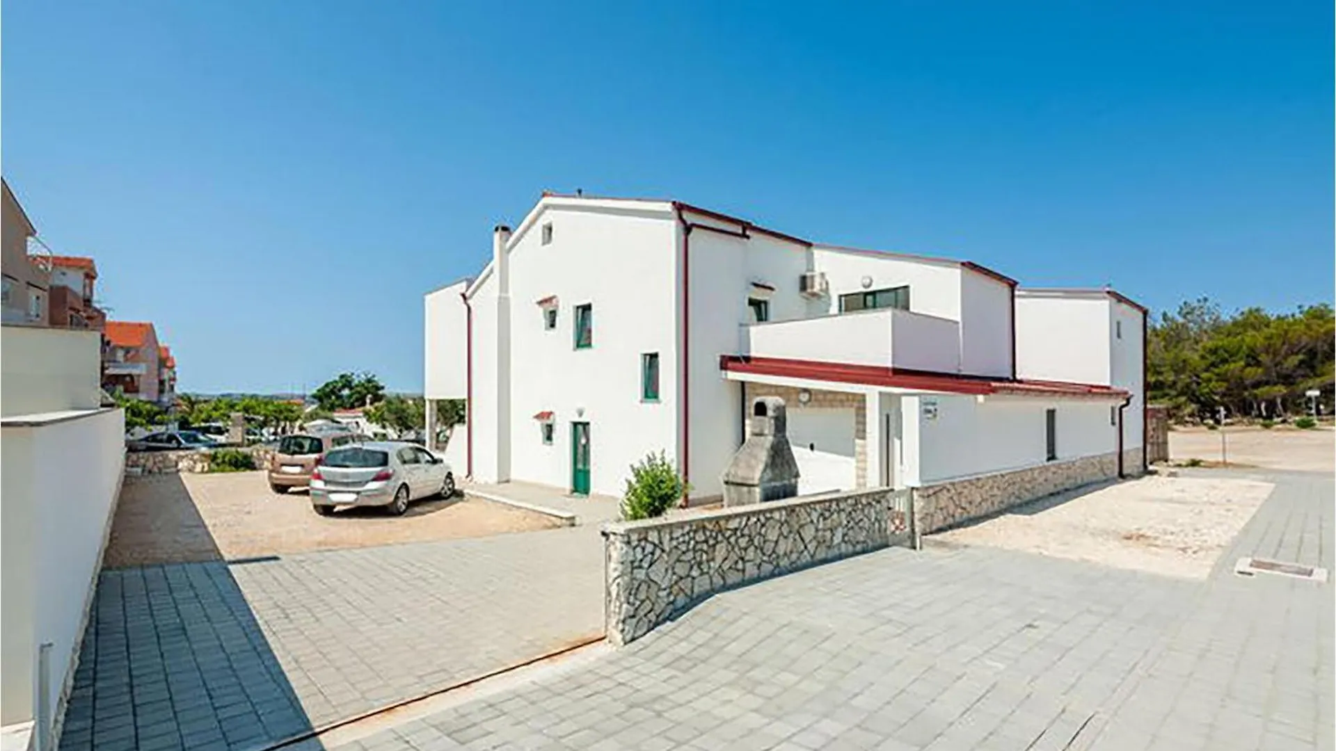 Lovely Apartment In Povljana With Wifi